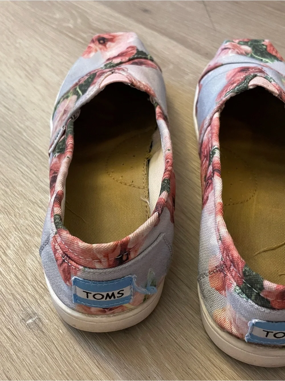 TOMS Floral Slip-On Shoes Kids 3.5